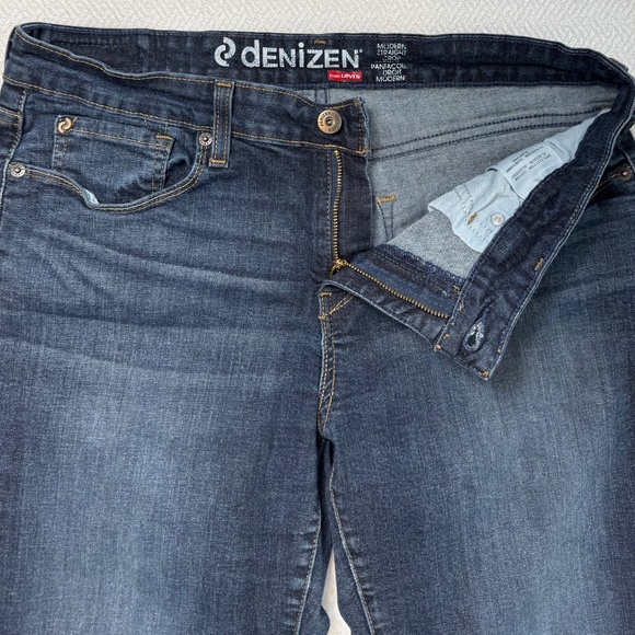 Denizen from Levi's Modern Straight Crop Jean, Dark Blue, Women's Size 12 - Picture 6 of 9